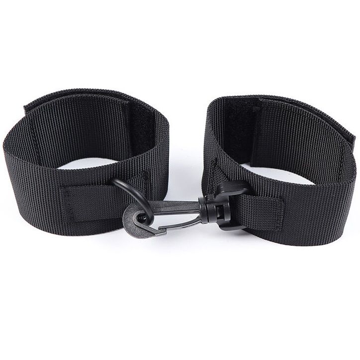OHMAMA FETISH – NYLON WRIST RESTRAINTS