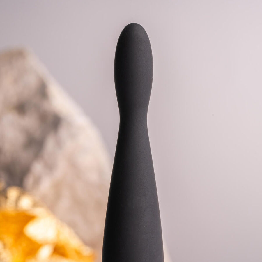 ROCKS- OFF – PETITE SENSATIONS TEAZER ANAL PLUG VIBRATOR BLACK