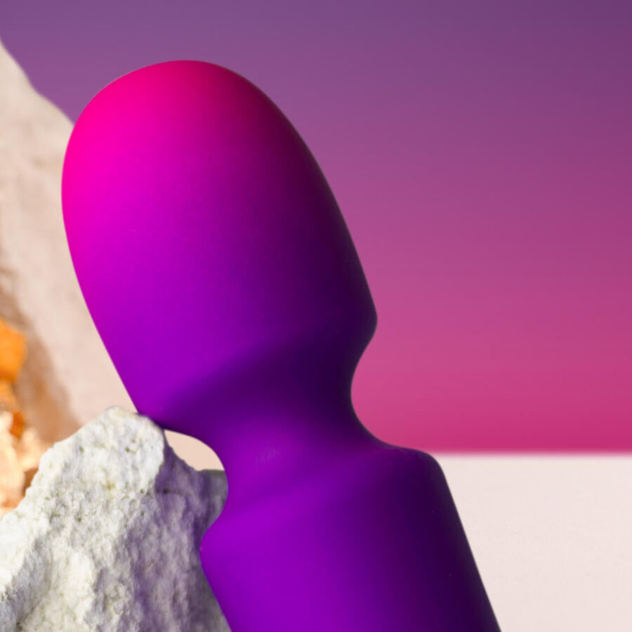 ROCKS- OFF – GLO- GIRL VIBRATOR WAND MINI PURPLE