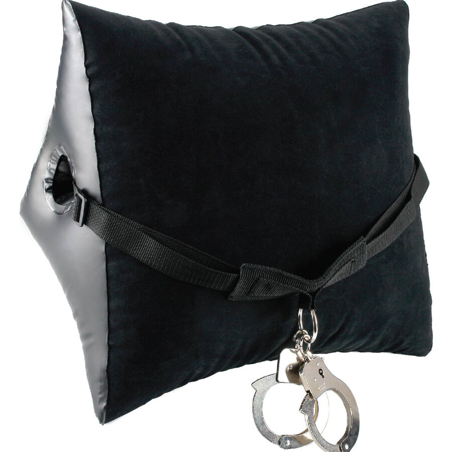 FETISH FANTASY SERIES – SERIES POSITION MASTER WITH CUFFS
